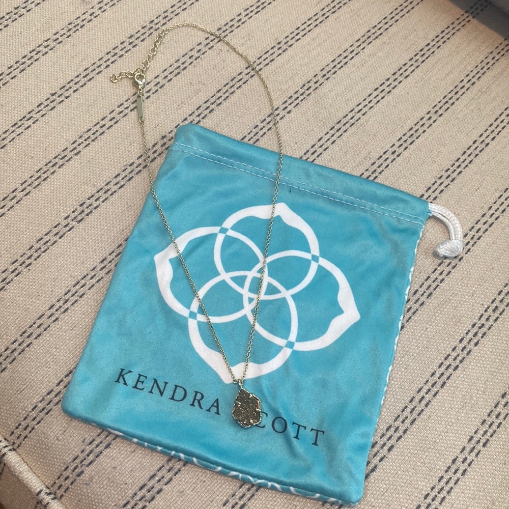 Kendra Scott Necklace